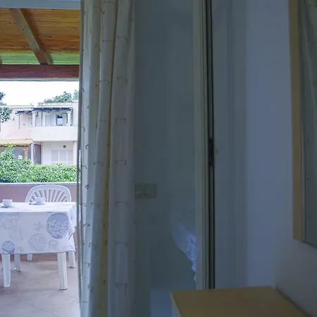 Apartment Porto Rotondo Flat With Balcony & Garden *